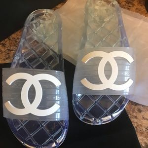 CHANEL JELLY SLIDES